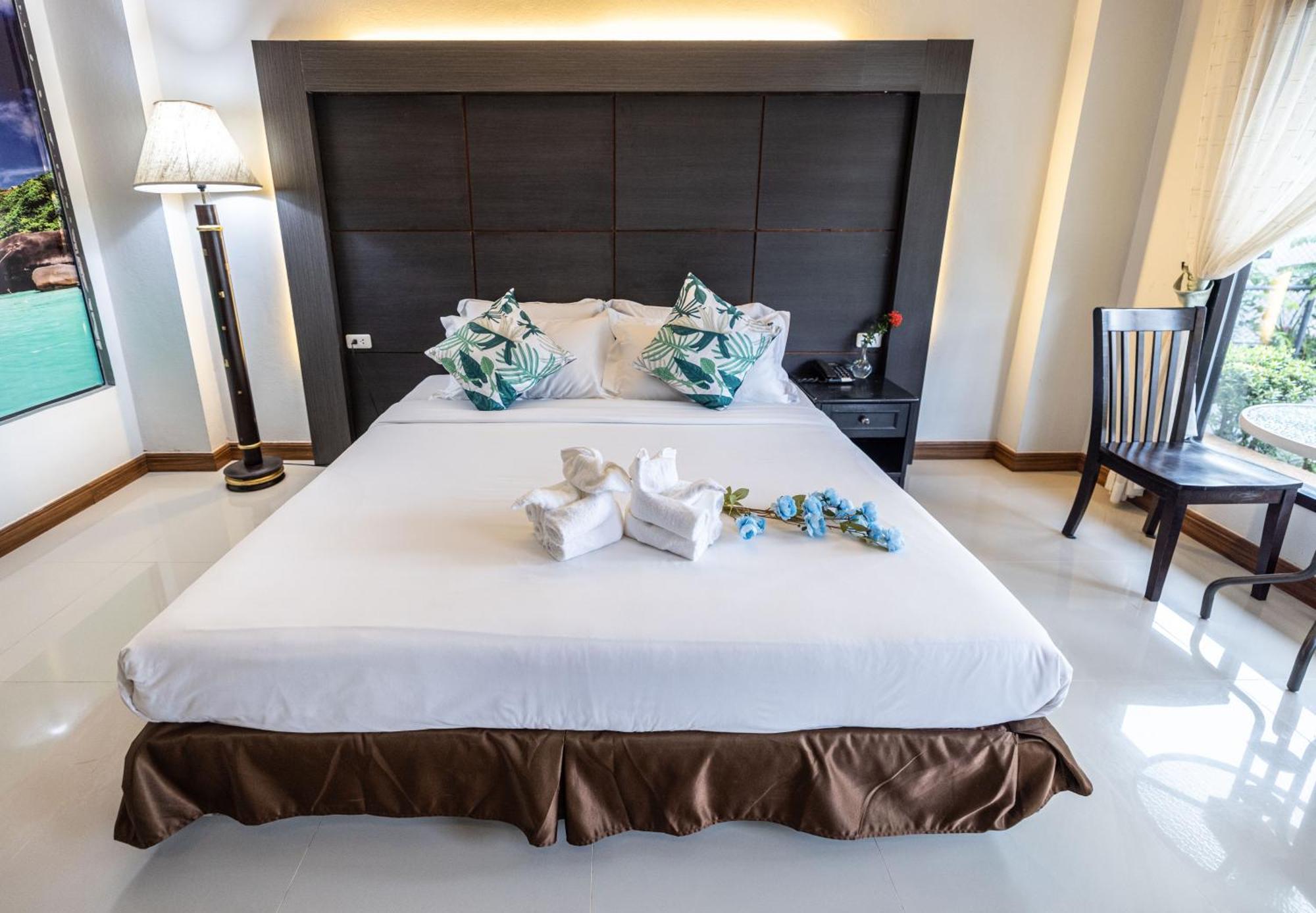 Blue Carina Hotel Phuket Exterior photo